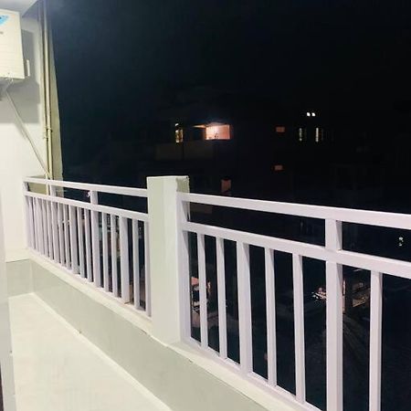 شقة White Orchid, Unique & Stylish, Executive 2Bhk. غاواهاتي المظهر الخارجي الصورة